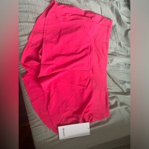 Lululemon Speed Up MR short 4 inch